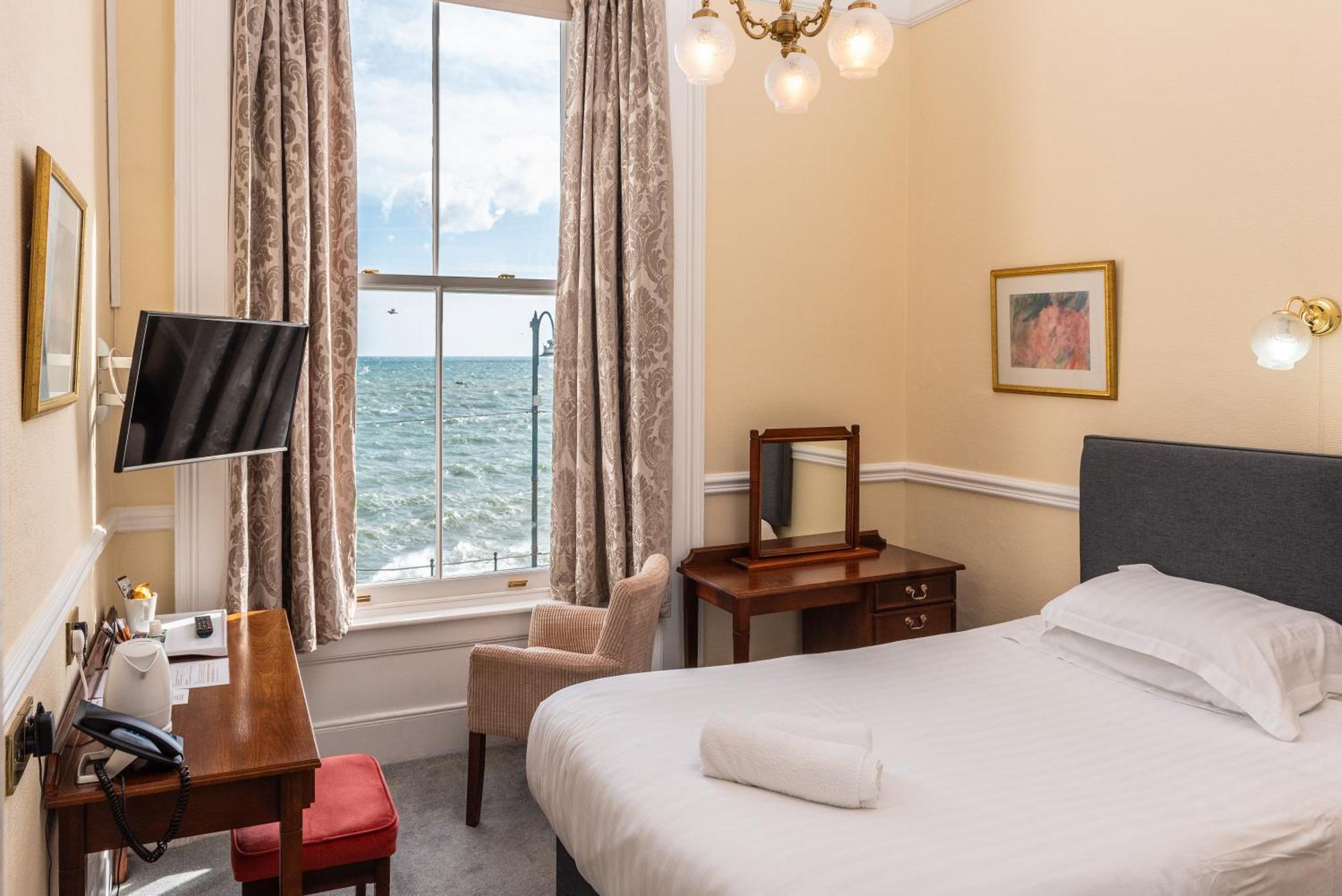 The Queens Hotel Penzance Luaran gambar